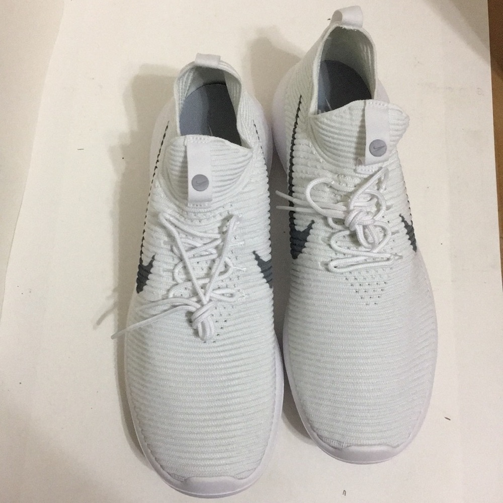 Roshe two flyknit V2